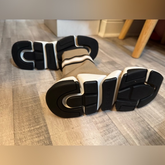 Authentic Balenciaga sock trainers - Picture 7 of 7